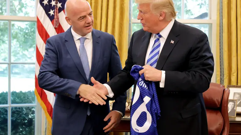 Infantino demande l'aide de Trump pour conserver sa présidence de la FIFA.