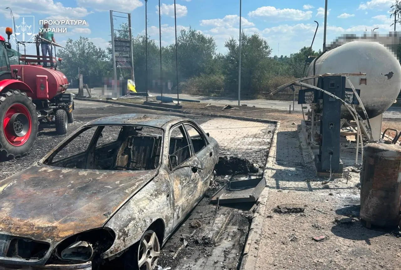 Des Russes ont attaqué une station-service près de Kryvyi Rih.