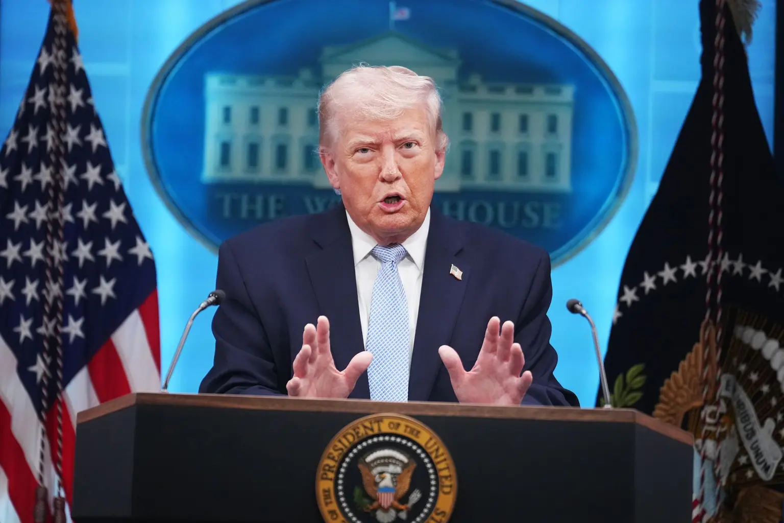 Trump impose des droits de douane élevés sur les importations de drones