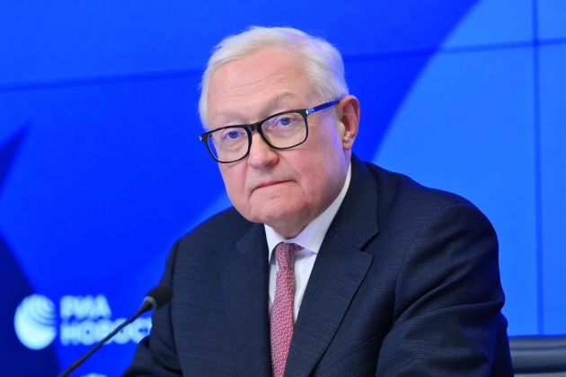 Ryabkov : Les pourparlers trilatéraux entre la Russie, les États-Unis et l’Ukraine ne sont pas encore discutés.