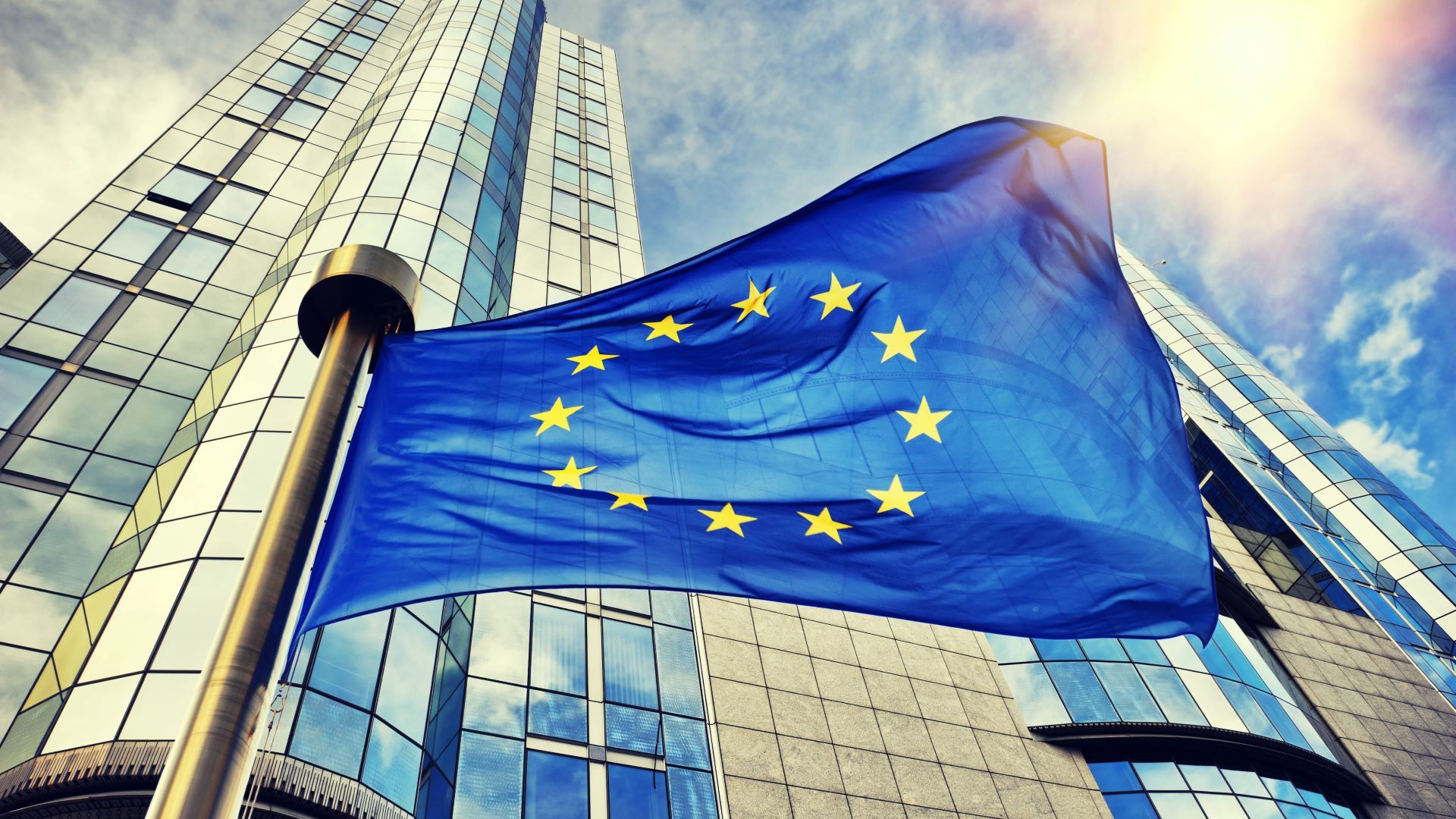 L'UE prévoit d'approuver un prêt de 90 milliards d'euros pour l'Ukraine.