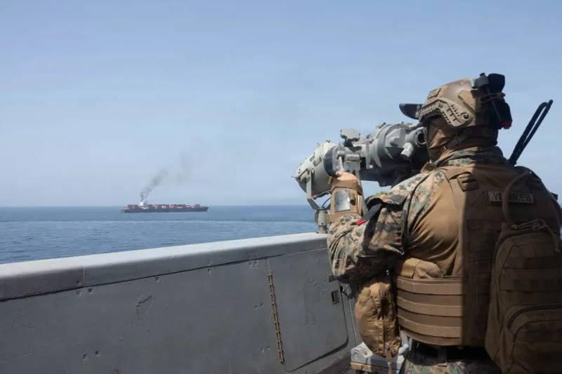 CENTCOM : Des Marines américains sont montés à bord d'un pétrolier battant pavillon iranien.