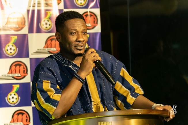 Asamoah Gyan rejoint John Terry et Bacary Sagna au sein du panel de SuperSport pour la Coupe du monde.