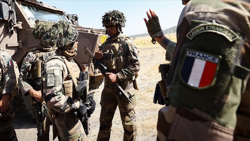 Guerre au Moyen-Orient: les six militaires français blessés en Irak ont été rapatriés en France