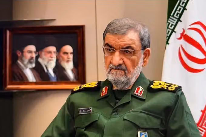 Mohsen Rezaei : Si le blocus persiste, nous attaquerons les intérêts américains systématiquement.