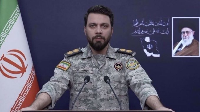 L'l’Iran avertit les États-Unis d’une riposte "robuste et inoubliable".