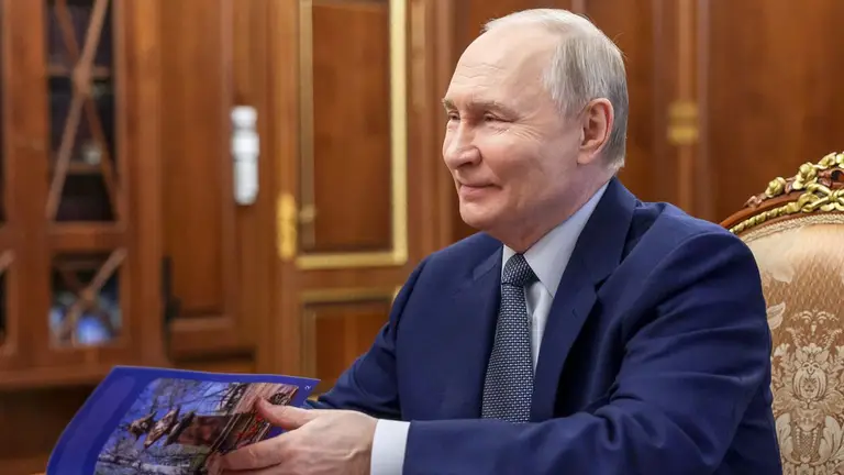 La Russie déclare un cessez-le-feu de deux jours.