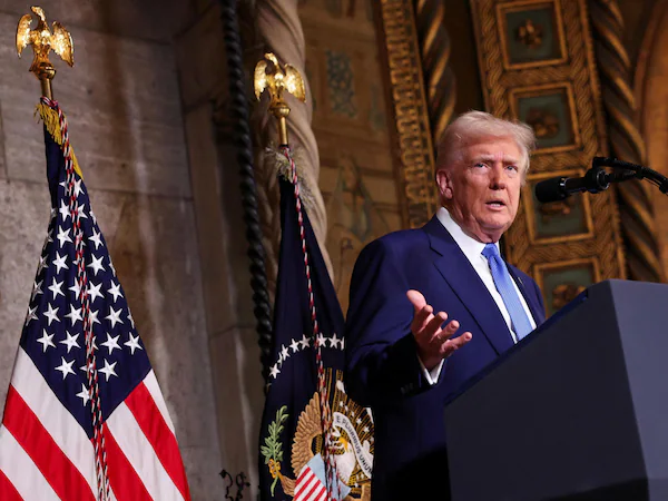 Trump : L'Iran pourrait être complètement détruit s'il répond à des attaques répétées.