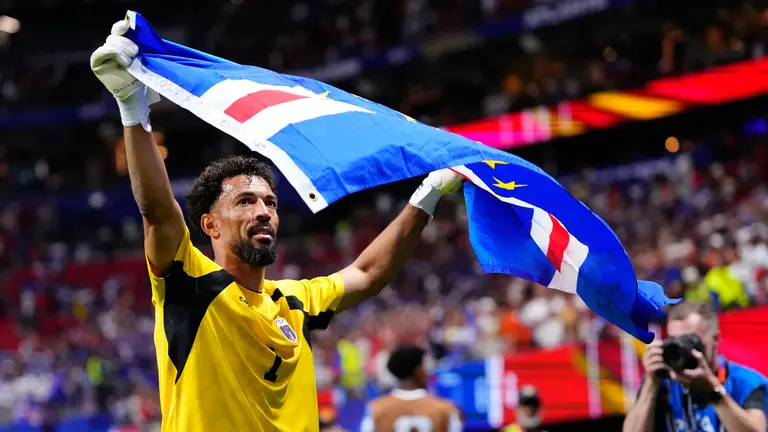 Le gardien de but capverdien devient une star des réseaux sociaux après ses débuts à la Coupe du monde 2026.