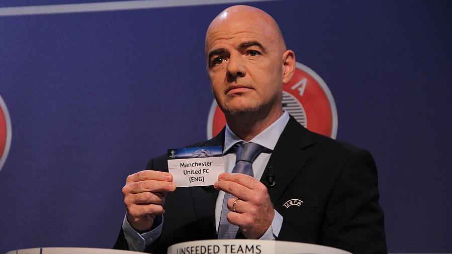 Gianni Infantino annonce sa candidat à sa propre succession en 2027.