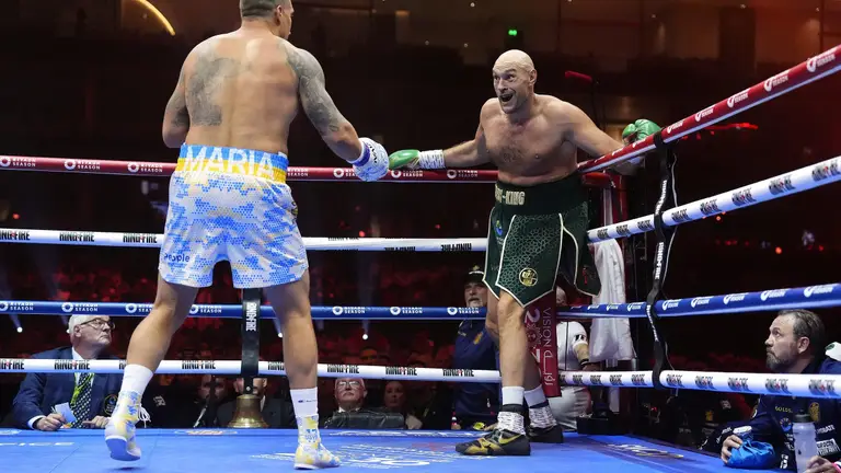 Oleksandr Usyk dévoile quelques détails de son « dernier combat »