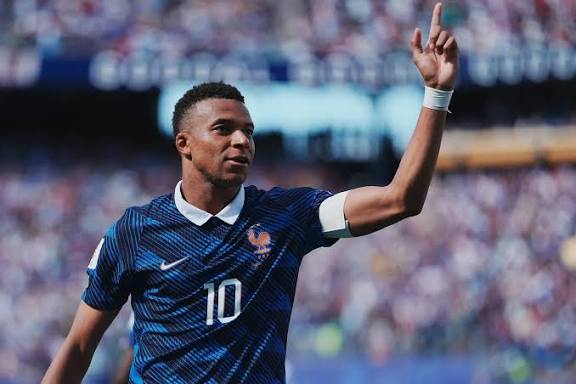 Mbappé a réalisé un exploit historique lors de la Coupe du monde 2026 : cela s'est produit après l'échec de Messi.