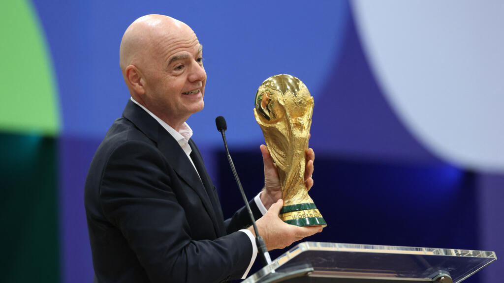 Après l'UEFA, les 41 membres de la CONCACAF rejettent le projet d'Infantino de vendre la Coupe du monde.