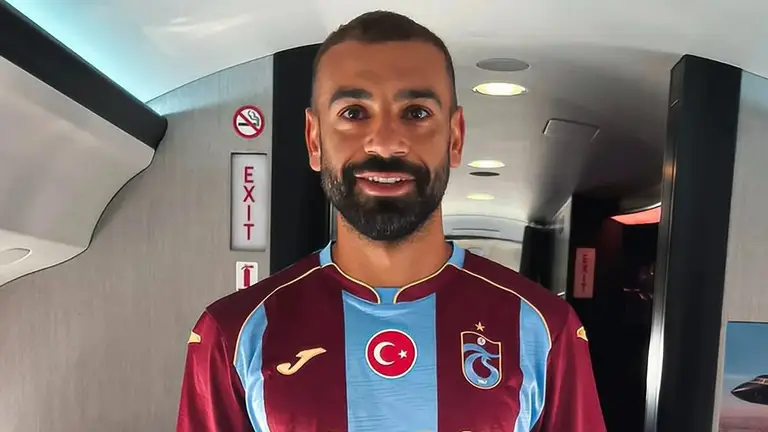 Salah a trouvé un accord avec Trabzonspor : le footballeur est arrivé en Turquie.